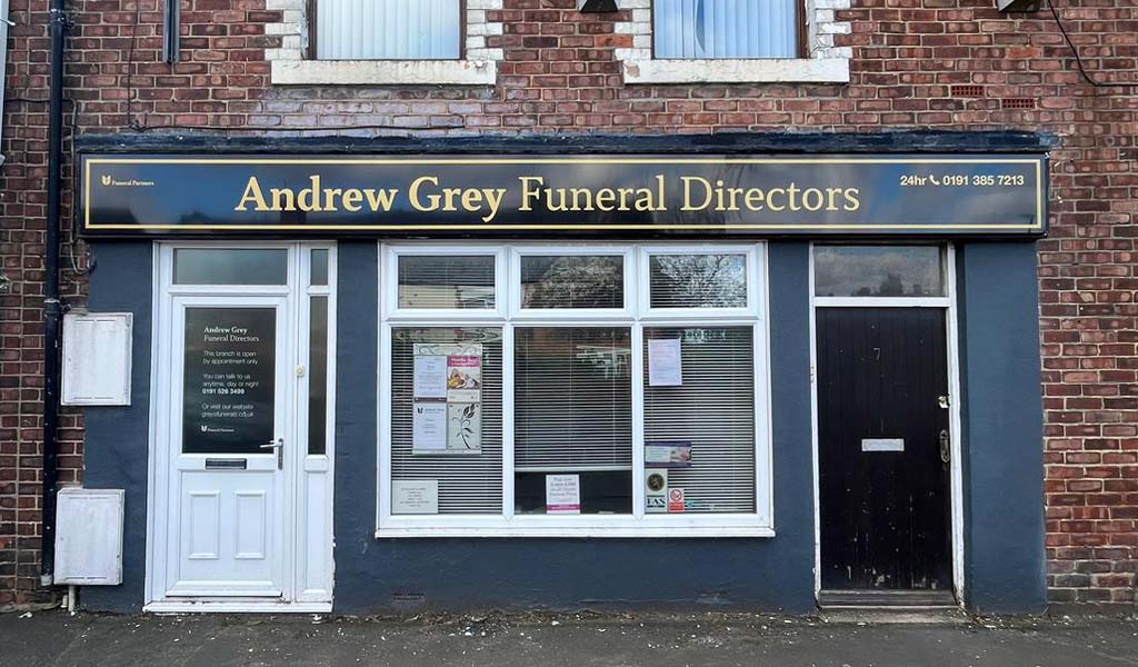 andrew grey obituaries